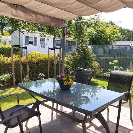 Bospareltjes Luxe Chalets Alleen Voor Recreatie Oisterwijk Exterior photo