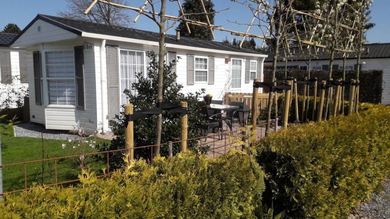 Bospareltjes Luxe Chalets Alleen Voor Recreatie Oisterwijk Exterior photo